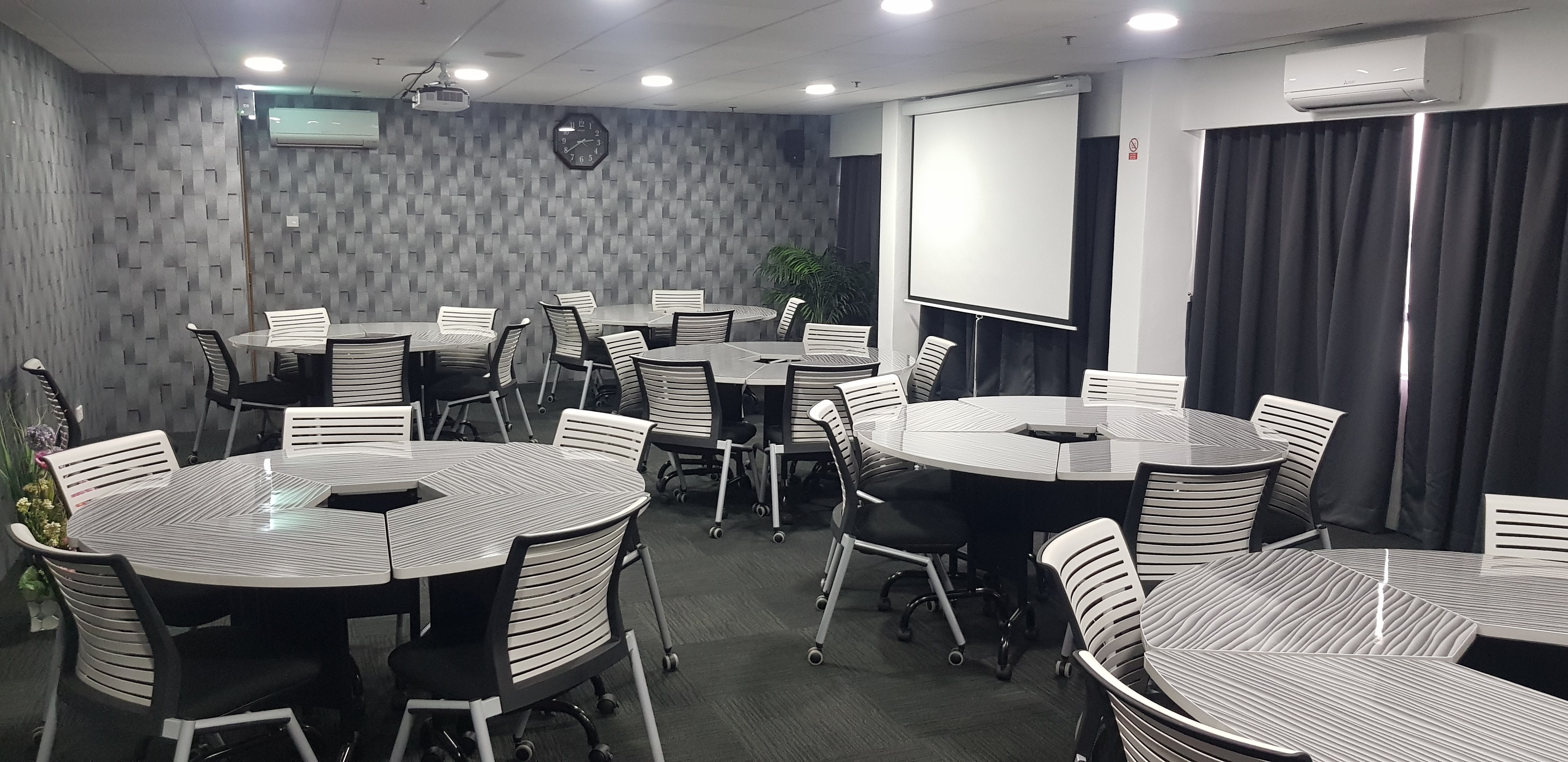 Co-Creation Room